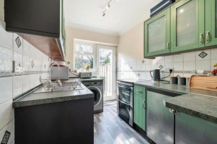 3 Bedroom Property To Rent In Collier Row Lane, Romford, RM5