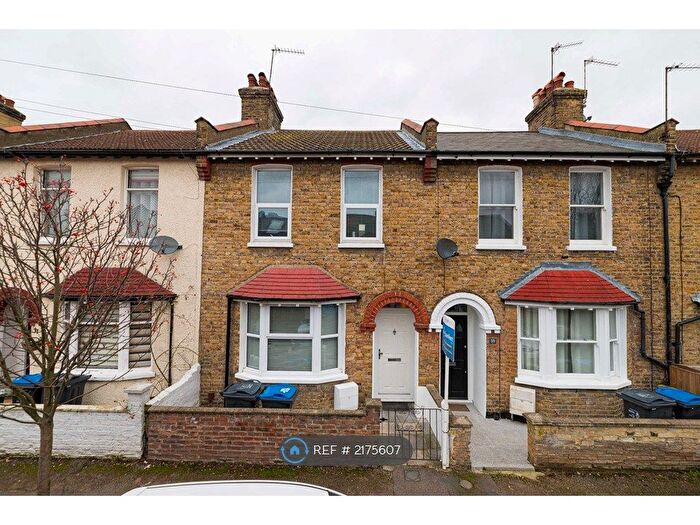 3 Bedroom Terraced House To Rent In Meadow Road, London, SW19