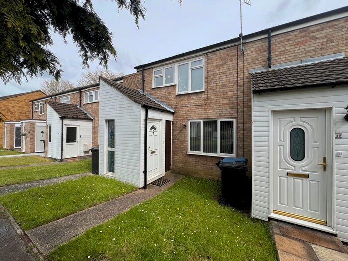 3 Bedroom Property To Rent In Peacocks, Harlow, CM19