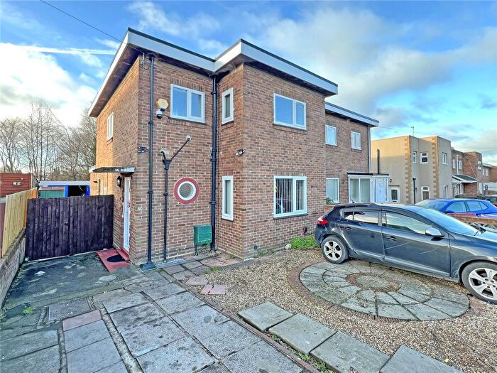 3 Bedroom Semi Detached House For Sale In East Avenue, Donnington, Telford, Shropshire, TF2