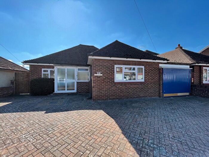 3 Bedroom Detached Bungalow For Sale In Dene Holm Road, Northfleet, Gravesend, Kent, DA11