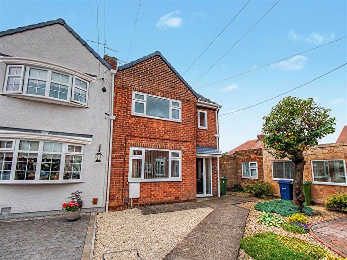 2 Bedroom Semi-Detached House To Rent In The Villas, Castletown, Sunderland, SR5