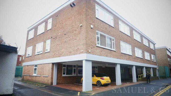 1 Bedroom Flat To Rent In Lombard Street, West Bromwich, B70