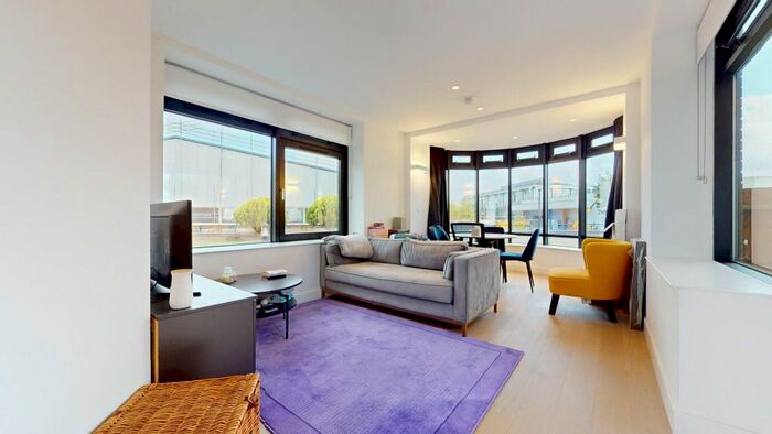 2 Bedroom Flat To Rent In New Horizons Court, Brentford, TW8