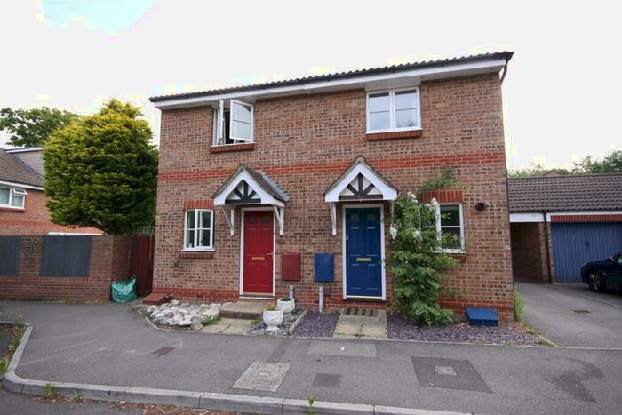 2 Bedroom Semi-Detached House To Rent In Arabian Gardens, Whiteley, Fareham, PO15