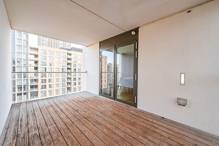 3 Bedroom Flat To Rent In Manuka Heights, East Village, Stratford, London, E20