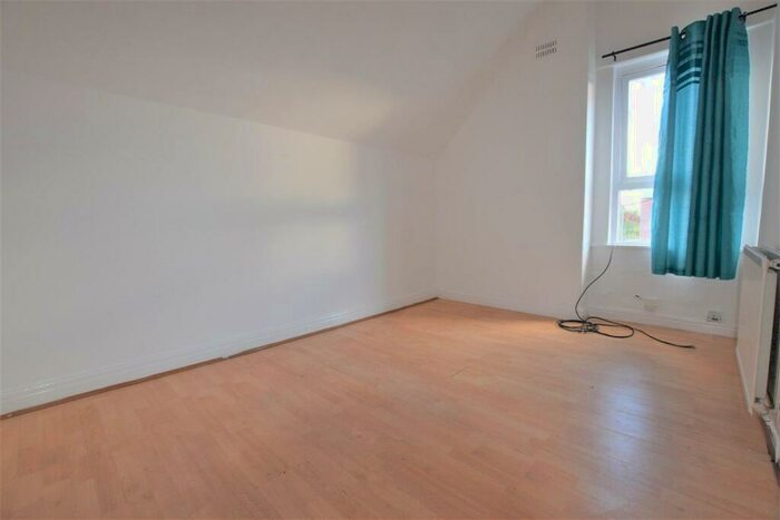 2 Bedroom Apartment To Rent In Barlow Moor Road, Manchester, M21