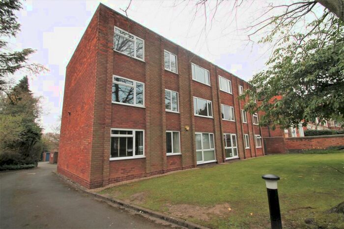 2 Bedroom Flat To Rent In St. Peters Road, Harborne, Birmingham, B17
