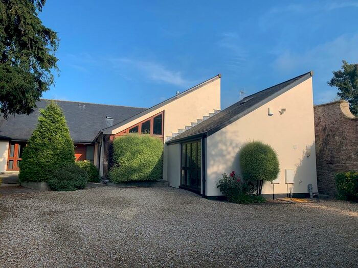 4 Bedroom Detached House To Rent In Chamberlain Street, Wells, BA5