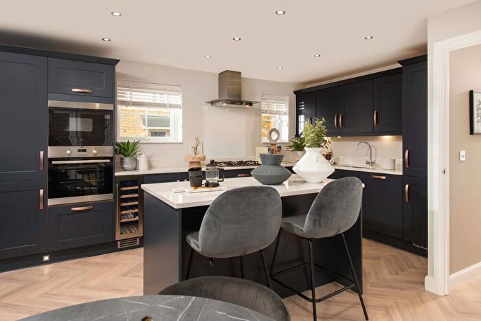 4 Bedroom Detached House For Sale In Phoenix Lane, Fernwood, Newark, NG24