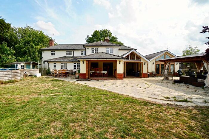5 Bedroom Detached House For Sale In Oaklands Farm, Leavenheath, CO6
