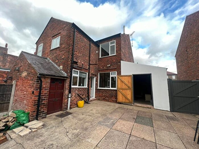 3 Bedroom Semi-Detached House To Rent In The Delves, Swanwick, Alfreton, DE55