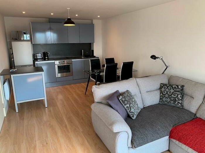 1 Bedroom Apartment To Rent In Galleon Way, Cardiff, CF10