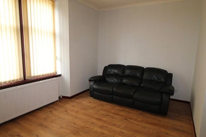 1 Bedroom Flat To Rent In Kirkland Road, Kilbirnie, Ayrshire, KA25