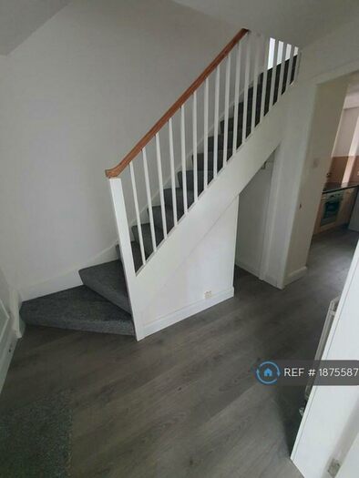 3 Bedroom Terraced House To Rent In Melbourne Avenue, East Kilbride, G75