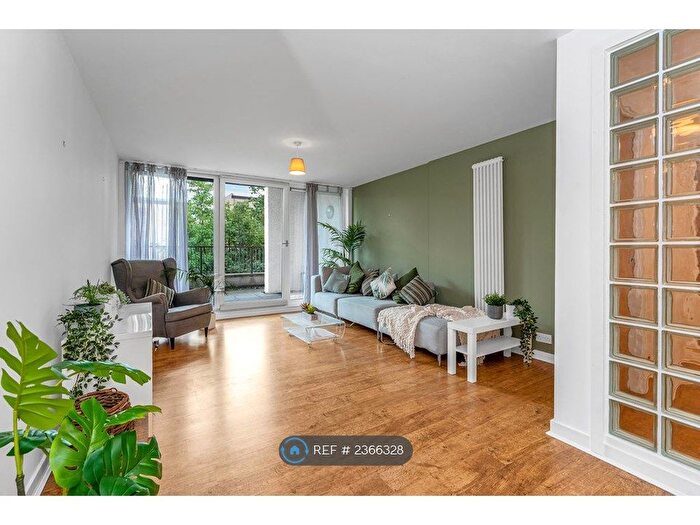 2 Bedroom Flat To Rent In East Pilton Farm Rigg, Edinburgh, EH5