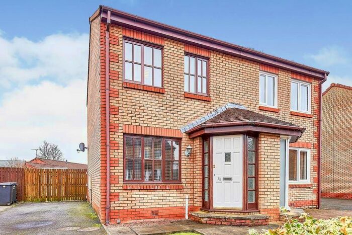 2 Bedroom Semi-Detached House To Rent In Wellington Avenue, Heathhall, Dumfries, DG1