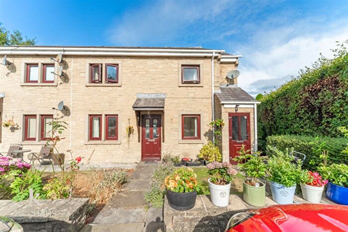 2 Bedroom Flat For Sale In Manorfields, Whalley, BB7