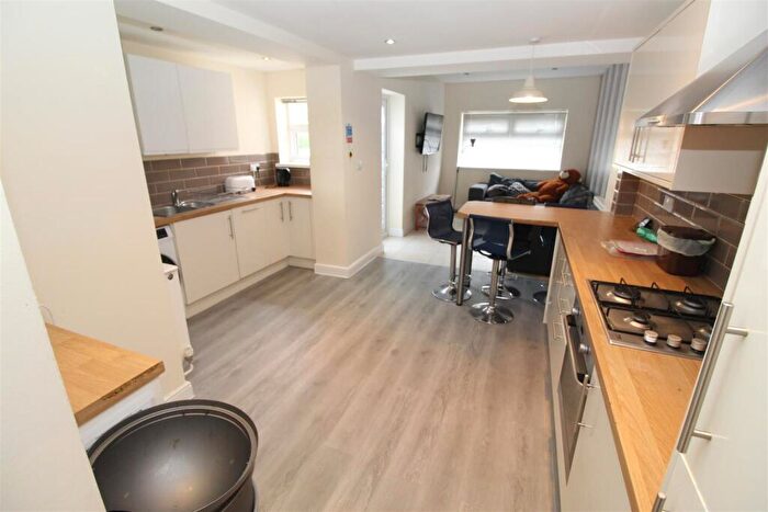 7 Bedroom House To Rent In Norman Street, Cathays, Cardff, CF24