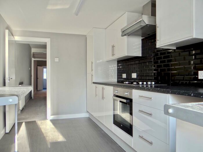 3 Bedroom House To Rent In Rugby Road, Southsea, PO5