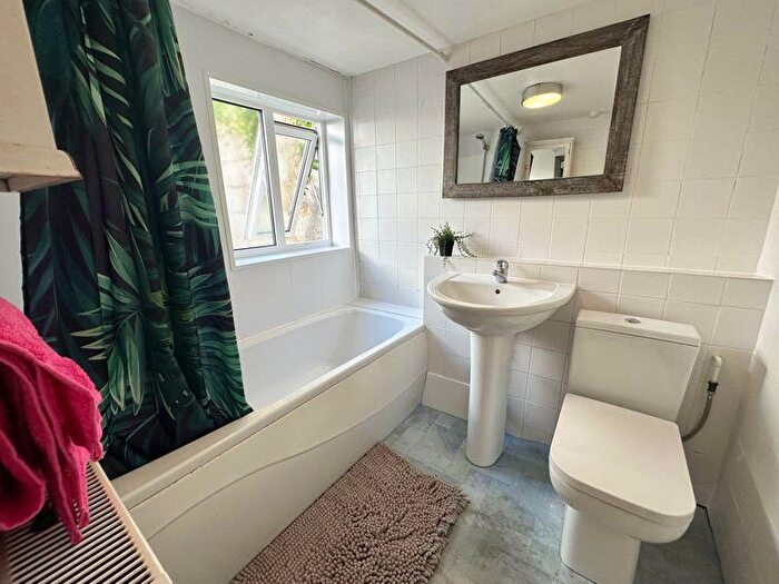1 Bedroom Terraced House To Rent In Scotland Street, Brighton, BN2