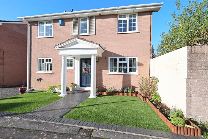 4 Bedroom Detached House For Sale In Footshill Close, Hanham, Bristol, BS15