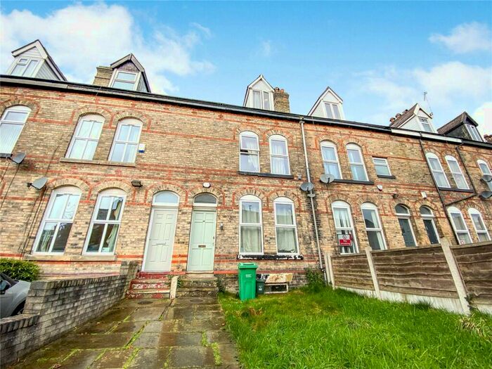 6 Bedroom Terraced House To Rent In Lombard Grove, Manchester, Greater Manchester, M14