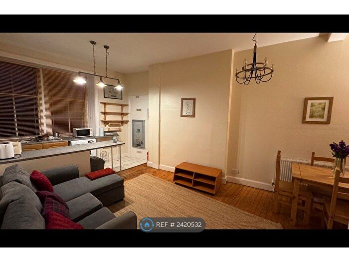 2 Bedroom Flat To Rent In Great Junction Street, Edinburgh, EH6