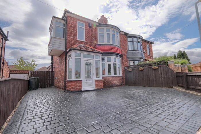 3 Bedroom Semi-Detached House To Rent In Ridley Avenue, Middlesbrough, TS5