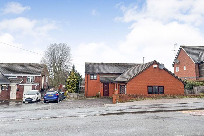 5 Bedroom Detached House For Sale In Boughton Road, Rugby, CV21