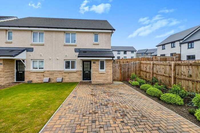 3 Bedroom Semi-Detached House To Rent In Mossend View, West Calder, West Lothian, EH55