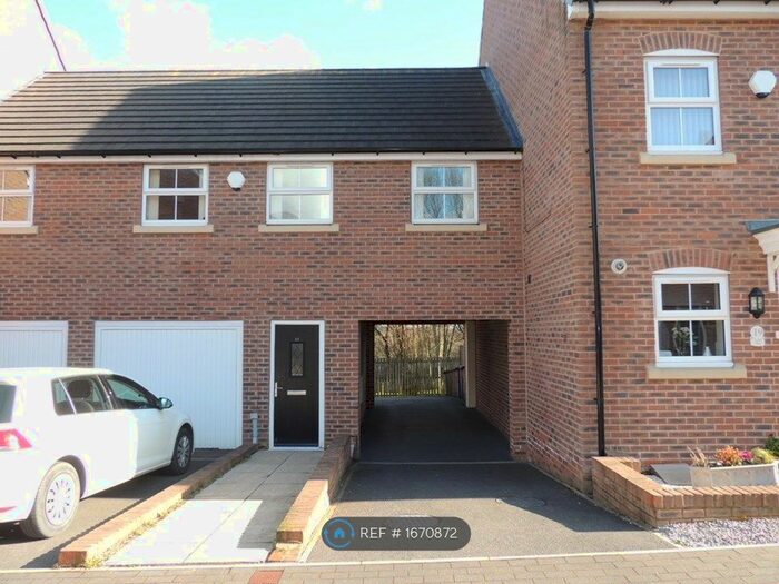 2 Bedroom Flat To Rent In Lilac Way, Brierley, Barnsley, S72