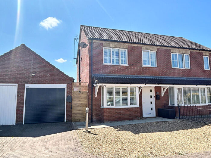3 Bedroom Semi-Detached House For Sale In Wygate Road, Spalding, PE11