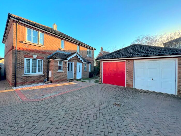 3 Bedroom Semi-Detached House To Rent In Tiberius Close, Highwoods, Colchester, Essex, CO4
