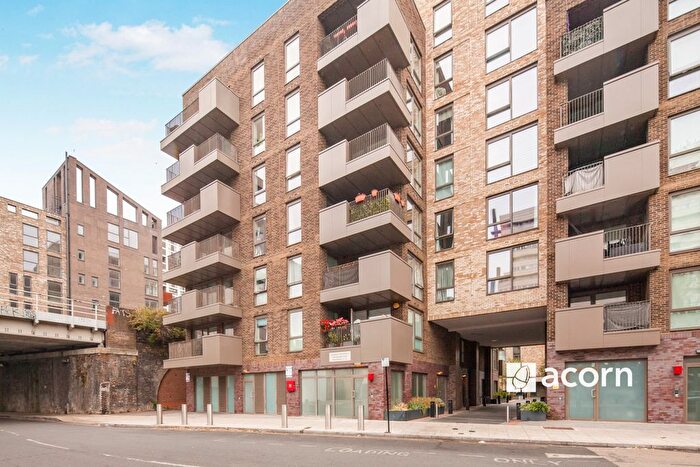 2 Bedroom Flat To Rent In Camberwell Road, London, SE5