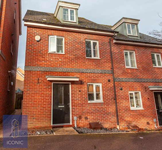 3 Bedroom Semi Detached House For Sale In Dr Torrens Way, New Costessey, Norwich, NR5