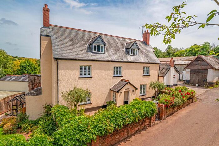 5 Bedroom Detached House For Sale In Days- Pottles Lane, Exminster, Exeter, EX6