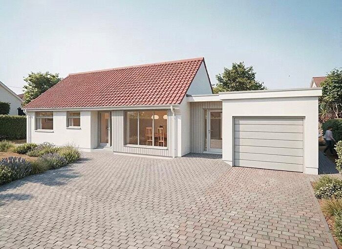 3 Bedroom Detached Bungalow For Sale In Penlan, Llandudno, Conwy, LL30