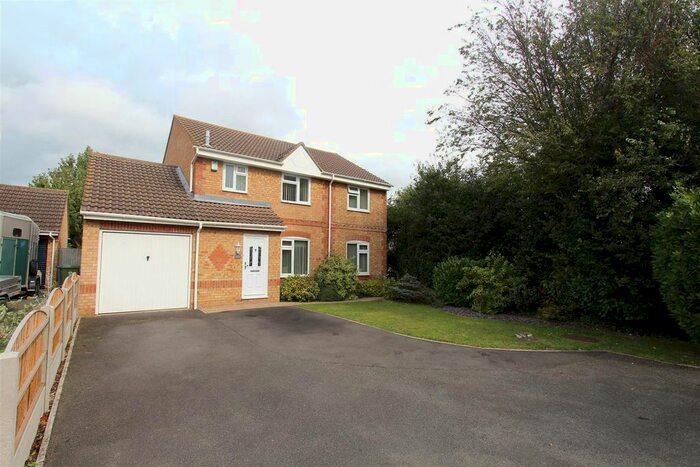 4 Bedroom Detached House To Rent In Somerset Close, Sittingbourne, Kent, ME10