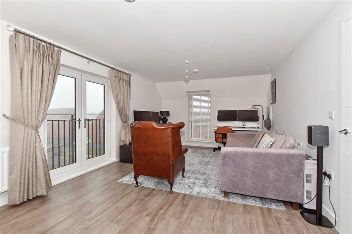 1 Bedroom Flat For Sale In William Belt Road, Crawley, Pease Pottage, West Sussex, RH11