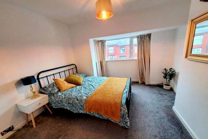 3 Bedroom Semi-Detached House To Rent In Shaftesbury Road, Manchester, M27