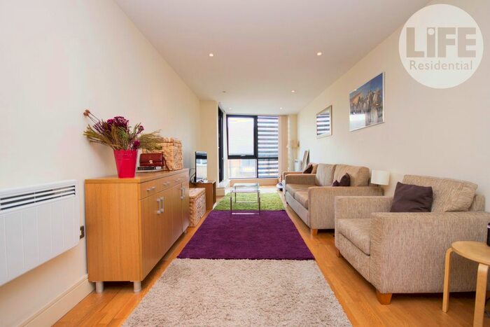 1 Bedroom Flat To Rent In Southwark Bridge Road, Southwark, London, SE1