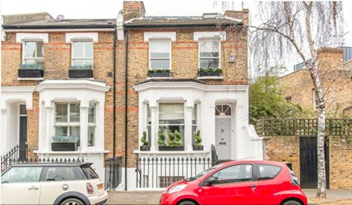 4 Bedroom End Of Terrace House To Rent In Burnaby Street, London, SW10
