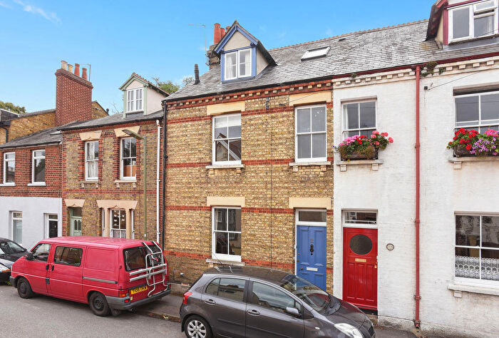 4 Bedroom Terraced House For Sale In Lake Street, Oxford, OX1