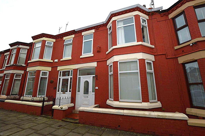 3 Bedroom Semi-Detached House To Rent In Rosedale Road, Tranmere, Wirral, CH42