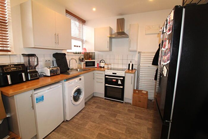 1 Bedroom Apartment To Rent In Tranquilty House, Crossgates, LS15
