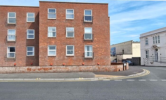 2 Bedroom Detached House To Rent In Vicarage Court, Vicarage Street, Burnham On Sea, TA8