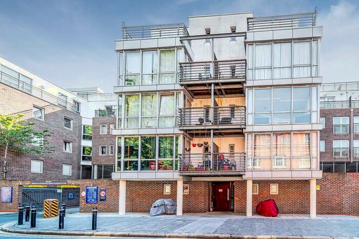 1 Bedroom Flat To Rent In Admiralty Road, Portsmouth, PO1