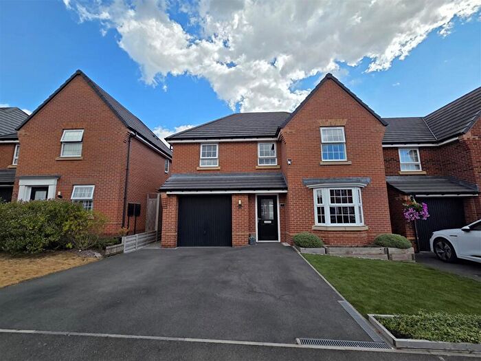 4 Bedroom Detached House For Sale In Bevin Place, Edwinstowe, Mansfield, NG21