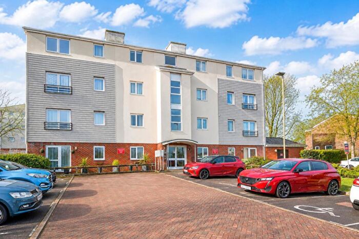 1 Bedroom Block Of Apartments For Sale In Rossetti Close, Basingstoke, RG24